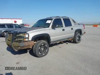 2005 Chevrolet Avalanche LS with VIN 3GNEC12Z25G220698, listed as a IAAI auction lot 41961705 with 167,644 mi miles and . Bid and sale history available at DreamBid. Image 2.