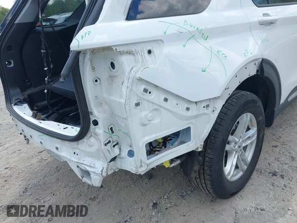 2021 Ford Explorer XLT z VIN 1FMSK8DH5MGA54632, wystawiony jako IAAI lot #42229993 z przebiegiem 34 304 mil mil oraz . Historia ofert i sprzedaży dostępna na DreamBid. Obrazek 18.