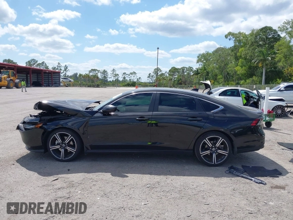 2024 Honda Accord Sport с VIN 1HGCY2F5XRA038624, выставлен на аукционе IAAI как лот 42079871 с пробегом 8 557 миль миль и . История ставок и продаж доступна на DreamBid. Изображение 14.
