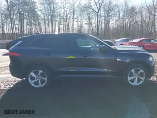 2018 Jaguar F-PACE 30t Premium with VIN SADCJ2GX3JA202274, listed as a IAAI auction lot 40171256 with 1 mi miles. Bid and sale history available at carsss.com. Image 13.