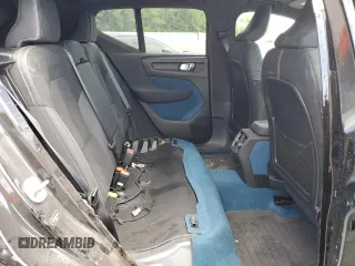 2023 Volvo XC40 Ultimate z VIN YV4ED3UM2P2109080, wystawiony jako Copart lot #58180915 z przebiegiem 20 137 mil mil oraz Szkoda całkowita • Salvage title. Historia ofert i sprzedaży dostępna na DreamBid. Obrazek 11.