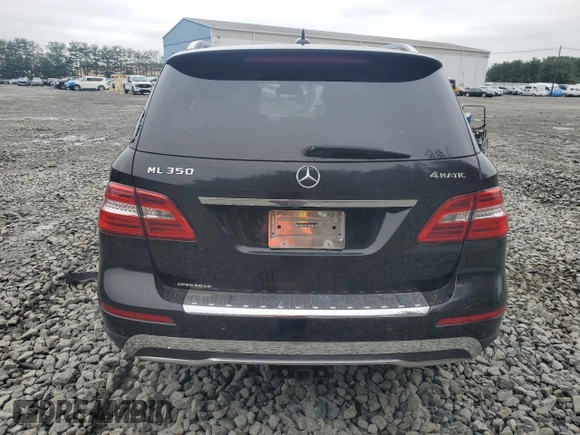2012 Mercedes-Benz M 350 with VIN 4JGDA5HB8CA033002, listed as a Copart auction lot 61360585 with 105,493 mi miles and Salvage title. Bid and sale history available at DreamBid. Image 6.