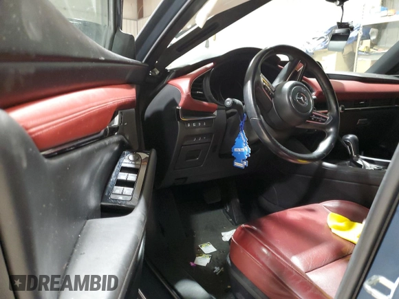 2021 Mazda 3 Premium Plus с VIN JM1BPBNY0M1334883, выставлен на аукционе Copart как лот 85558544 с пробегом 70 178 миль миль и Списание • Salvage title. История ставок и продаж доступна на DreamBid. Изображение 8.