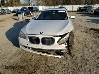 2009 BMW 7 Series 750i with VIN WBAKA83519CY35318, listed as a Copart auction lot 42594275 with 189,874 mi miles and Salvage Title. Bid and sale history available at DreamBid. Image 11.
