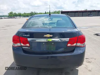 2014 Chevrolet Cruze LS with VIN 1G1PA5SH6E7446155, listed as a IAAI auction lot 42253602 with 142,833 mi miles and . Bid and sale history available at DreamBid. Image 17.