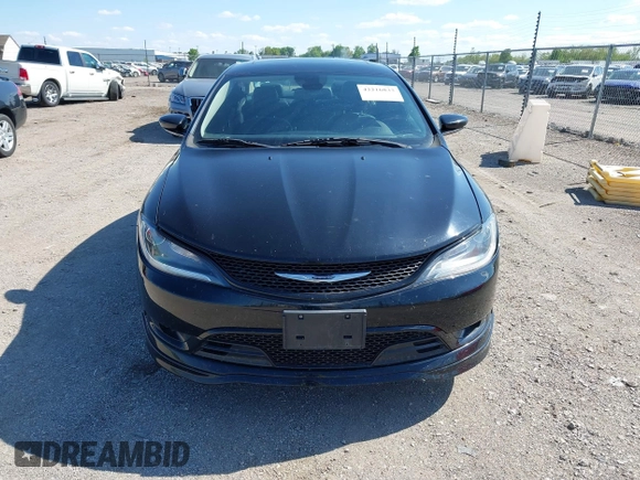 2015 Chrysler 200 C z VIN 1C3CCCEG9FN542855, wystawiony jako IAAI lot #42216833 z przebiegiem 99 587 mil mil oraz . Historia ofert i sprzedaży dostępna na DreamBid. Obrazek 12.