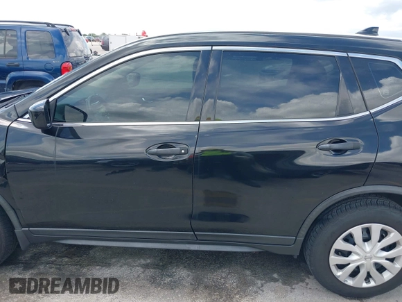 2017 Nissan Rogue SL with VIN JN8AT2MTXHW386872, listed as a IAAI auction lot 42466845 with 98,338 mi miles and . Bid and sale history available at DreamBid. Image 14.