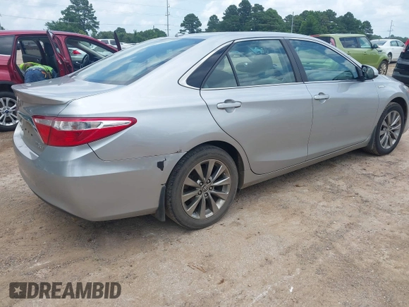 2017 Toyota Camry Hybrid LE z VIN 4T1BD1FK8HU222362, wystawiony jako IAAI lot #42456703 z przebiegiem 70 907 mil mil oraz . Historia ofert i sprzedaży dostępna na DreamBid. Obrazek 4.