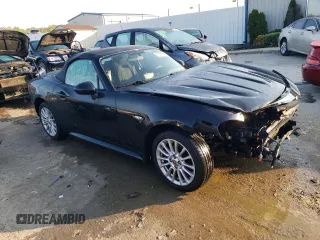 2017 FIAT 124 Spider Elaborazione Abarth z VIN JC1NFAEKXH0106887, wystawiony jako Copart lot #71098874 z przebiegiem 74 887 mil mil oraz Nie do naprawy • Non repairable. Historia ofert i sprzedaży dostępna na DreamBid. Obrazek 4.