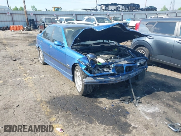 1998 BMW 3 Series z VIN WBSCD9324WEE08785, wystawiony jako IAAI lot #42065988 z przebiegiem 202 400 mil mil oraz . Historia ofert i sprzedaży dostępna na DreamBid. Obrazek 1.