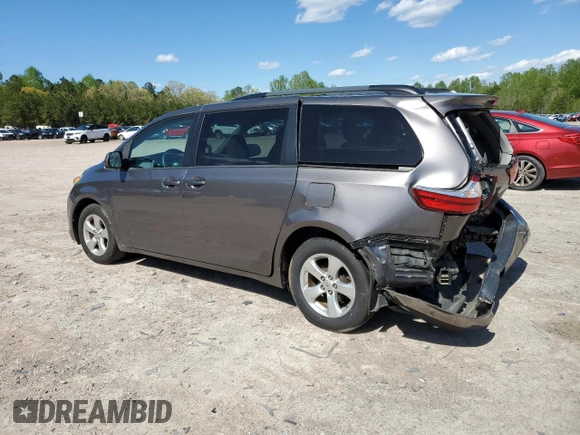 2016 Toyota Sienna LE AAS с VIN 5TDKK3DC7GS723554, выставлен на аукционе Copart как лот 53332905 с пробегом 131 216 миль миль и Списание • Salvage title. История ставок и продаж доступна на DreamBid. Изображение 2.