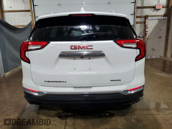 2024 GMC Terrain SLT z VIN 3GKALVEG3RL311828, wystawiony jako Copart lot #59572615 z przebiegiem 26 724 mil mil oraz Czysty tytuł • Clean title. Historia ofert i sprzedaży dostępna na DreamBid. Obrazek 6.