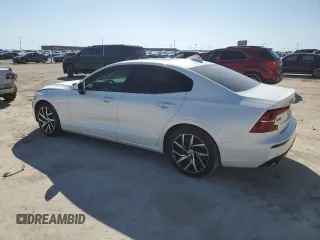 2020 Volvo S60 Momentum with VIN 7JR102FK7LG038685, listed as a Copart auction lot 48629725 with 55,746 mi miles and Salvage Title. Bid and sale history available at carsss.com. Image 2.