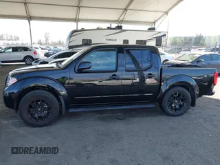 2020 Nissan Frontier SV z VIN 1N6ED0EA6LN724744, wystawiony jako IAAI lot #41879935 z przebiegiem 51 376 mil mil oraz . Historia ofert i sprzedaży dostępna na DreamBid. Obrazek 13.