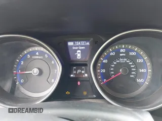 2015 Hyundai Elantra GT with VIN KMHD35LH3FU241149, listed as a IAAI auction lot 42163508 with 124,121 mi miles. Bid and sale history available at carsss.com. Image 7.