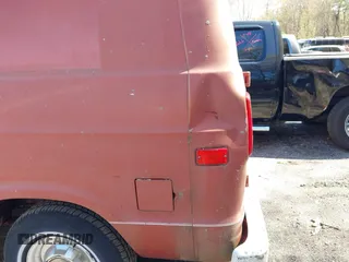 1993 Dodge Cargo with VIN 2B7HB21Y4PK505450, listed as a IAAI auction lot 42082006 with 68,945 mi miles. Bid and sale history available at carsss.com. Image 6.