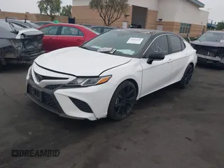 2018 Toyota Camry LE z VIN 4T1B11HK7JU111555, wystawiony jako IAAI lot #42421362 z przebiegiem 102 404 mil mil oraz . Historia ofert i sprzedaży dostępna na DreamBid. Obrazek 18.