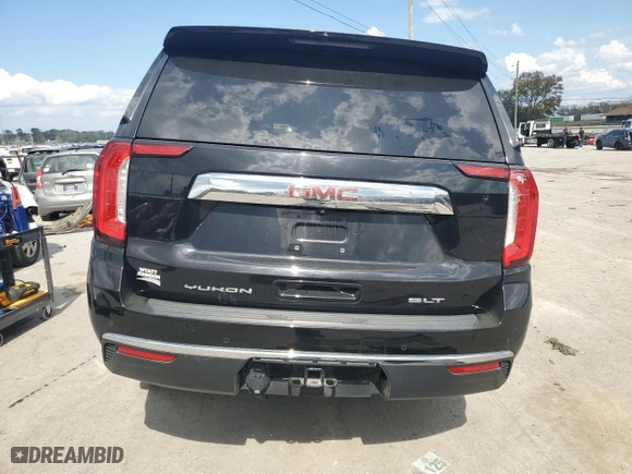 2022 GMC Yukon XL SLT with VIN 1GKS2GKDXNR298754, listed as a Copart auction lot 74757024 with 32,327 mi miles and Clean Title. Bid and sale history available at carsss.com. Image 6.
