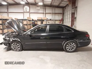 2008 Hyundai Azera Limited с VIN KMHFC46F08A318965, выставлен на аукционе IAAI как лот 42145858 с пробегом 190 533 миль миль и . История ставок и продаж доступна на DreamBid. Изображение 14.