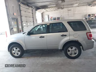 2012 Ford Escape XLS with VIN 1FMCU9C70CKB93771, listed as a IAAI auction lot 41766025 with 151,975 mi miles and . Bid and sale history available at DreamBid. Image 14.