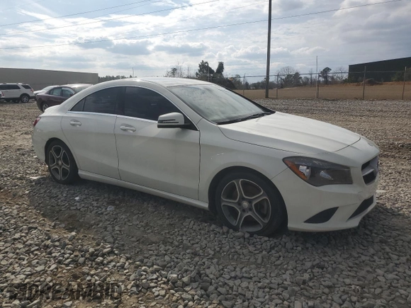 2014 Mercedes-Benz CLA 250 z VIN WDDSJ4GB6EN142728, wystawiony jako Copart lot #43932165 z przebiegiem 73 402 mil mil oraz Czysty tytuł • Clean title. Historia ofert i sprzedaży dostępna na DreamBid. Obrazek 4.