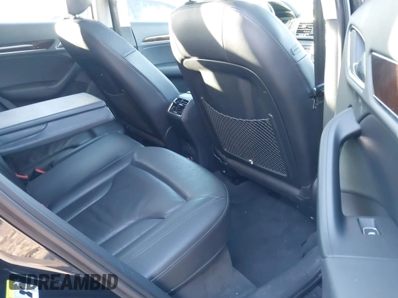2017 Audi Q3 Premium Plus z VIN WA1JCCFS3HR002400, wystawiony jako IAAI lot #41464520 z przebiegiem 100 560 mil mil oraz . Historia ofert i sprzedaży dostępna na DreamBid. Obrazek 8.