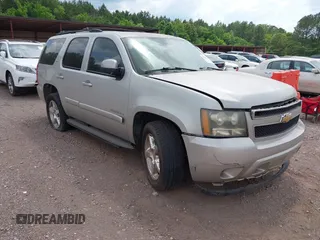 2007 Chevrolet Tahoe LT z VIN 1GNFC13J37R103955, wystawiony jako IAAI lot #42061753 z przebiegiem Nie podano mil oraz . Historia ofert i sprzedaży dostępna na DreamBid. Obrazek 1.