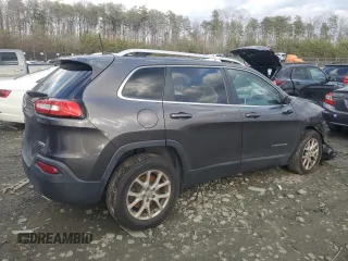 2018 Jeep Cherokee Latitude Plus with VIN 1C4PJMLXXJD547637, listed as a Copart auction lot 86063784 with Not provided miles and Salvage title. Bid and sale history available at DreamBid. Image 3.