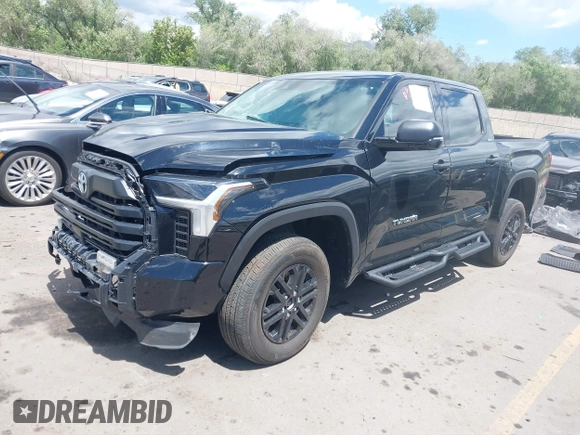 2023 Toyota Tundra SR5 с VIN 5TFLA5DB3PX108794, выставлен на аукционе IAAI как лот 42261726 с пробегом 15 141 миль миль и . История ставок и продаж доступна на DreamBid. Изображение 17.