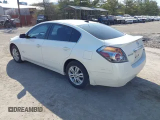 2011 Nissan Altima Hybrid with VIN 1N4CL2AP3BC109992, listed as a IAAI auction lot 41773074 with 184,058 mi miles. Bid and sale history available at carsss.com. Image 3.