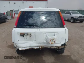2000 Honda CR-V LX with VIN JHLRD1842YS001114, listed as a IAAI auction lot 41745203 with 172,685 mi miles. Bid and sale history available at carsss.com. Image 17.