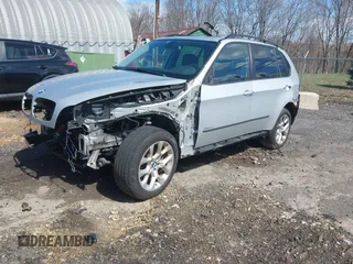 2012 BMW X5 35i с VIN 5UXZV4C56CL986384, выставлен на аукционе IAAI как лот 41986665 с пробегом Не указан миль и . История ставок и продаж доступна на DreamBid. Изображение 21.