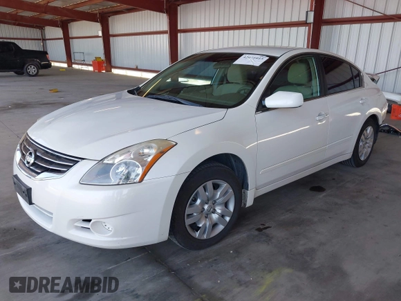 2010 Nissan Altima 2.5 S with VIN 1N4AL2AP2AN476876, listed as a IAAI auction lot 42071015 with 92,692 mi miles. Bid and sale history available at carsss.com. Image 2.