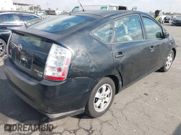 2007 Toyota Prius with VIN JTDKB20U273295502, listed as a IAAI auction lot 41361511 with 200,378 mi miles. Bid and sale history available at carsss.com. Image 4.