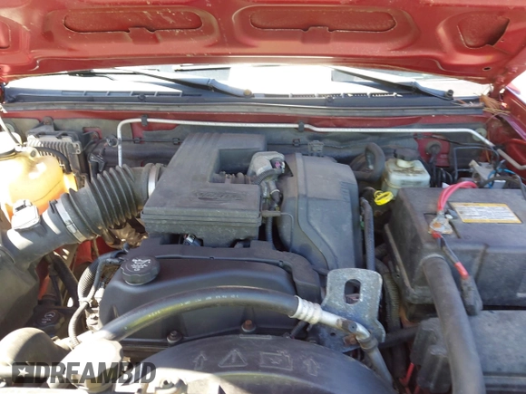 2005 Chevrolet Colorado LS Z71 with VIN 1GCDT196058222276, listed as a IAAI auction lot 42136363 with 999,999 mi miles. Bid and sale history available at carsss.com. Image 10.
