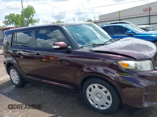 2012 Scion xB z VIN JTLZE4FE2CJ010499, wystawiony jako IAAI lot #42170770 z przebiegiem 97 599 mil mil oraz . Historia ofert i sprzedaży dostępna na DreamBid. Obrazek 13.