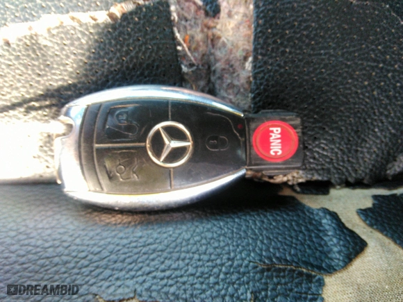 2009 Mercedes-Benz C-Class 3.0L Sport with VIN WDDGF54X79F213951, listed as a IAAI auction lot 38264904 with 1 mi miles. Bid and sale history available at carsss.com. Image 11.