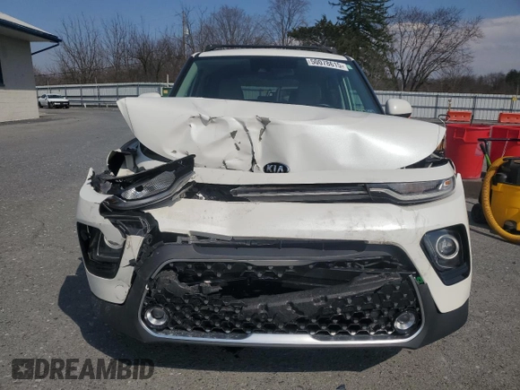 2020 Kia Soul EX with VIN KNDJ33AU2L7702105, listed as a Copart auction lot 50078615 with 83,852 mi miles and Salvage Title. Bid and sale history available at carsss.com. Image 5.