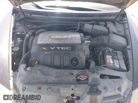 2005 Acura RL with VIN JH4KB16575C007995, listed as a IAAI auction lot 42638944 with 241,591 mi miles and . Bid and sale history available at DreamBid. Image 10.