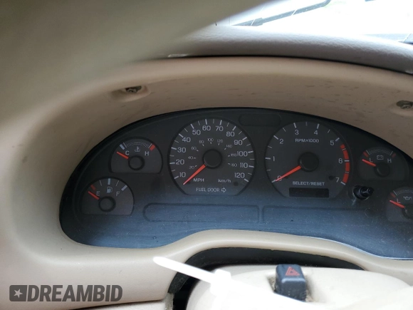 1999 Ford Mustang z VIN 1FAFP4444XF204789, wystawiony jako Copart lot #55103615 z przebiegiem Nie podano mil oraz Czysty tytuł • Clean title. Historia ofert i sprzedaży dostępna na DreamBid. Obrazek 9.
