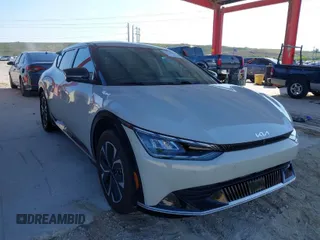 2022 Kia EV6 Wind with VIN KNDC3DLCXN5043417, listed as a IAAI auction lot 41700071 with 39,622 mi miles. Bid and sale history available at carsss.com. Image 1.