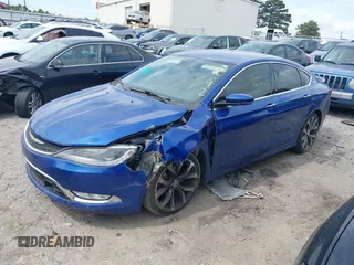 2015 Chrysler 200 C with VIN 1C3CCCCG9FN520292, listed as a IAAI auction lot 38802898 with 188,083 mi miles. Bid and sale history available at carsss.com. Image 2.