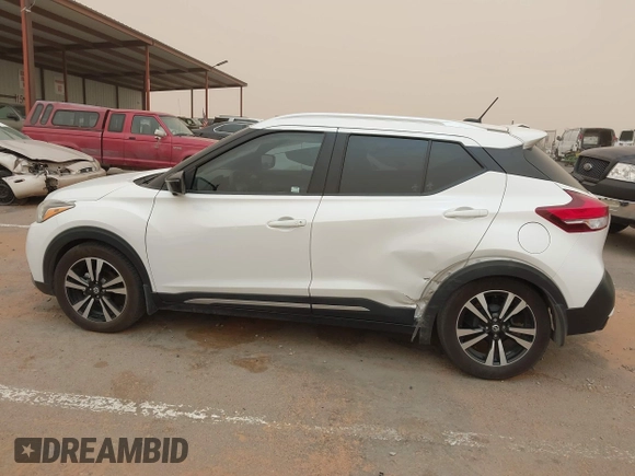 2019 Nissan Kicks SV with VIN 3N1CP5CU0KL471126, listed as a IAAI auction lot 41685950 with 59,960 mi miles. Bid and sale history available at carsss.com. Image 14.