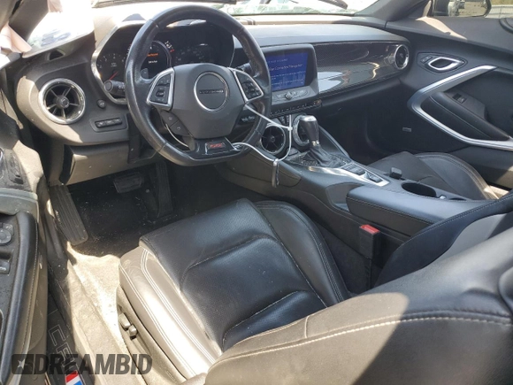 2020 Chevrolet Camaro 2SS z VIN 1G1FH1R70L0117597, wystawiony jako Copart lot #53777965 z przebiegiem 79 711 mil mil oraz Szkoda całkowita • Salvage title. Historia ofert i sprzedaży dostępna na DreamBid. Obrazek 8.