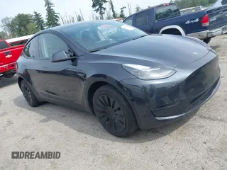 2024 Tesla Model Y с VIN 7SAYGDEDXRF054960, выставлен на аукционе IAAI как лот 42585098 с пробегом 17 703 миль миль и . История ставок и продаж доступна на DreamBid. Изображение 1.