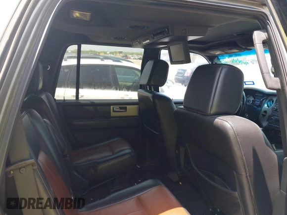2008 Ford Expedition Limited с VIN 1FMFU19528LA36121, выставлен на аукционе IAAI как лот 42363056 с пробегом 236 081 миль миль и . История ставок и продаж доступна на DreamBid. Изображение 8.