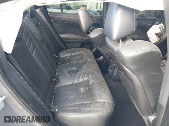 2019 Dodge Charger SRT Hellcat with VIN 2C3CDXL95KH725925, listed as a IAAI auction lot 39012995 with Not Provided miles and . Bid and sale history available at DreamBid. Image 8.