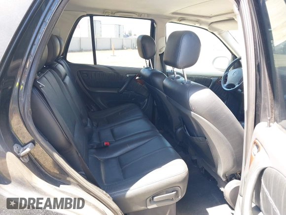 2000 Mercedes-Benz M 320/430/500 z VIN 4JGAB72E0YA203293, wystawiony jako IAAI lot #42257048 z przebiegiem 274 082 mil mil oraz . Historia ofert i sprzedaży dostępna na DreamBid. Obrazek 8.