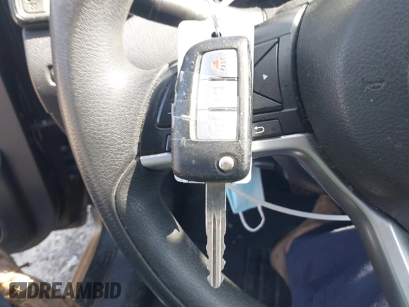 2017 Nissan Rogue S z VIN KNMAT2MT2HP535717, wystawiony jako IAAI lot #41992000 z przebiegiem 148 351 mil mil oraz . Historia ofert i sprzedaży dostępna na DreamBid. Obrazek 11.