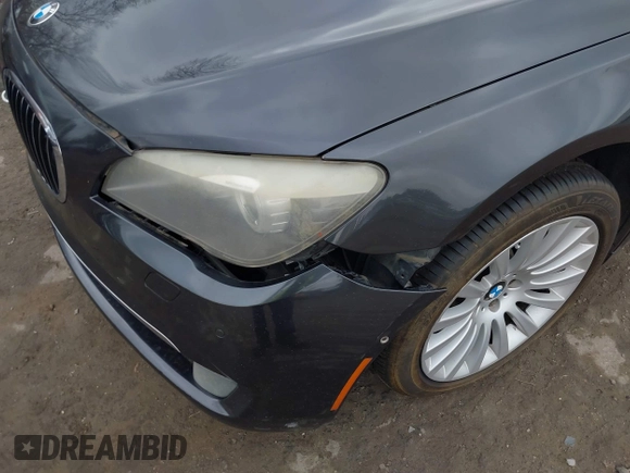 2010 BMW 7 Series 750Li с VIN WBAKB8C51ACY63184, выставлен на аукционе IAAI как лот 41495351 с пробегом 145 463 миль миль и . История ставок и продаж доступна на DreamBid. Изображение 6.